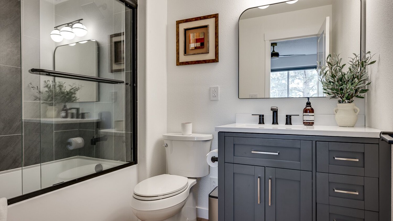 Photo of Bathroom in Southern Crossing