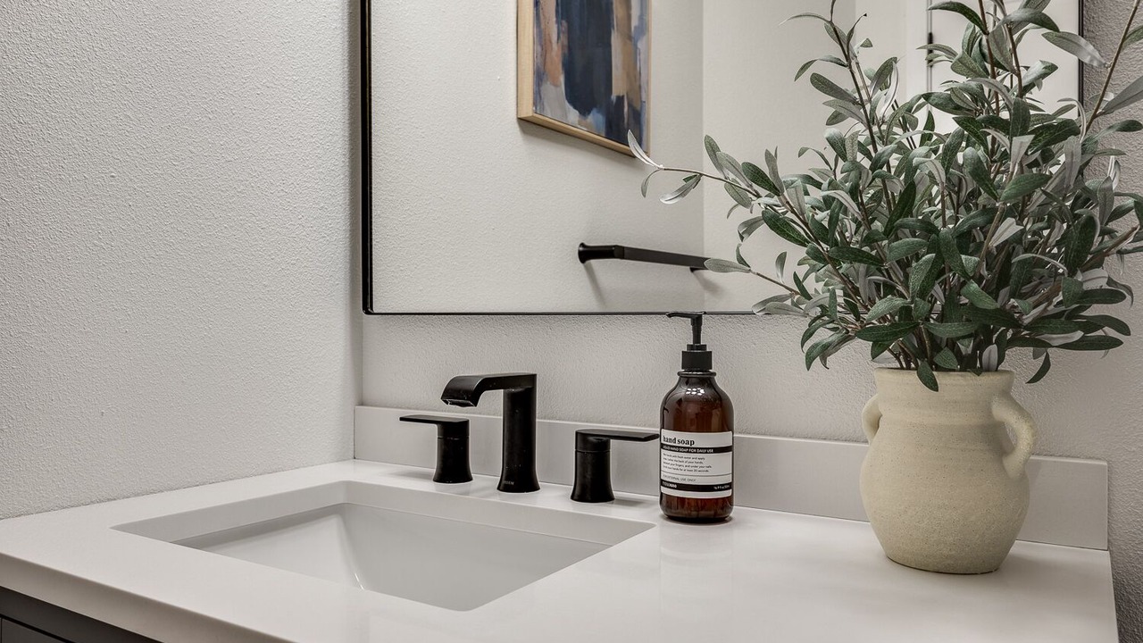 Photo of Bathroom in Southern Crossing