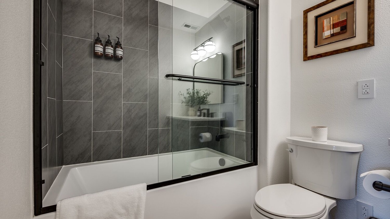 Photo of Bathroom in Southern Crossing