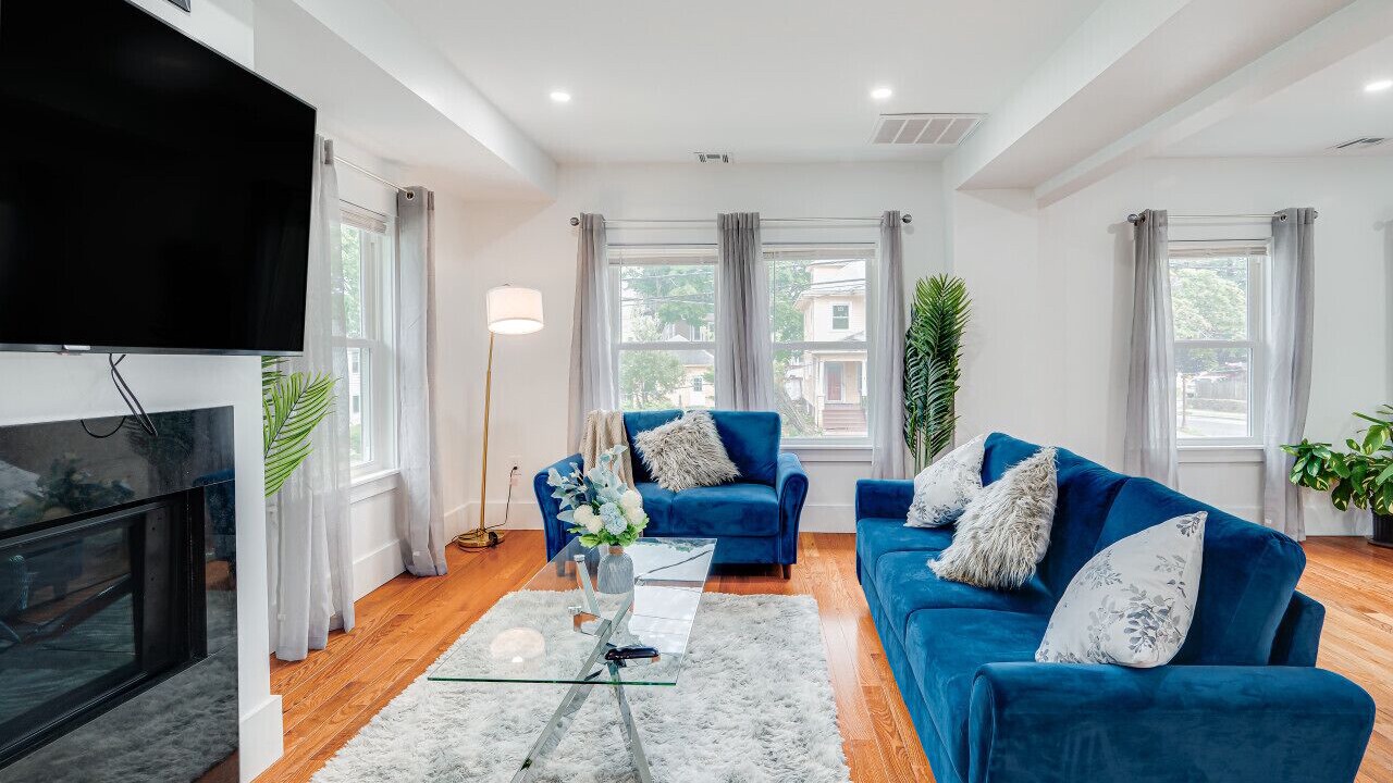 Photo of Livingroom in Milton