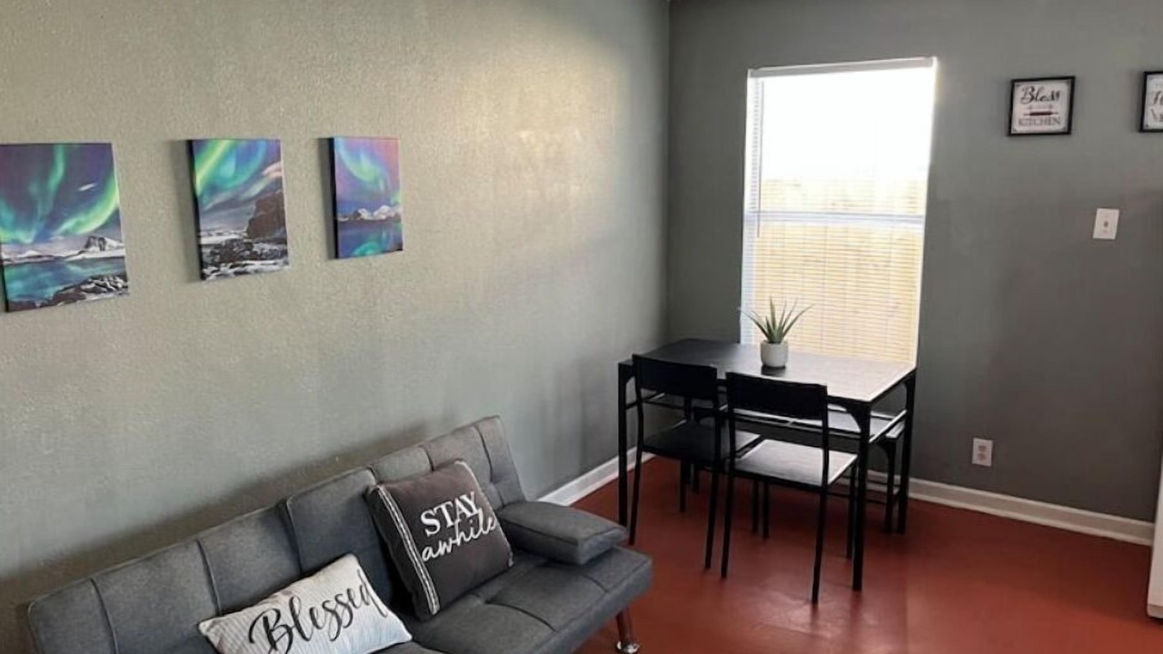 Photo of Livingroom in Pecan Valley