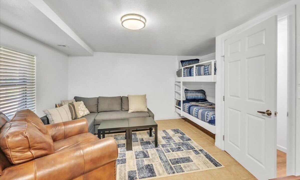 Photo of Livingroom in Hoyt