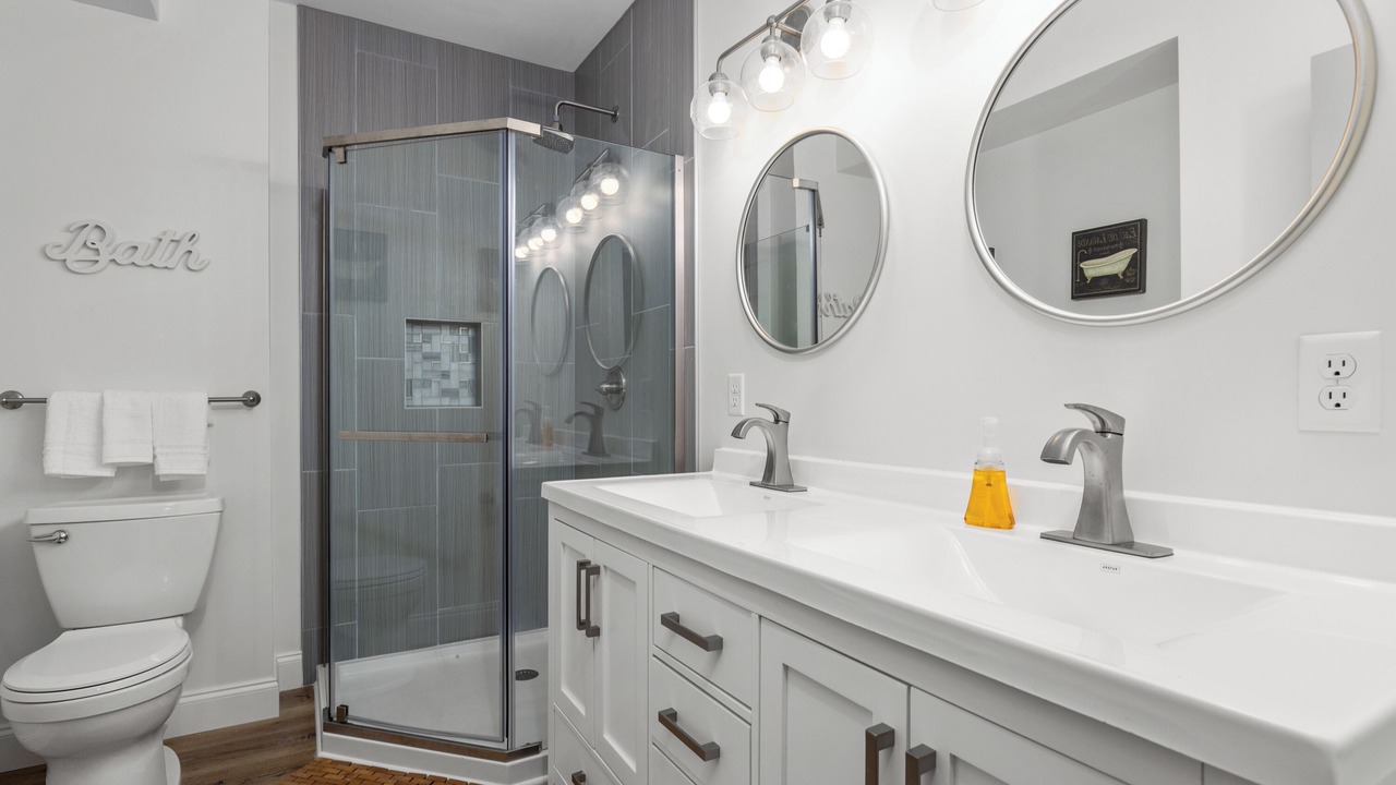 Photo of Bathroom in St. Louis