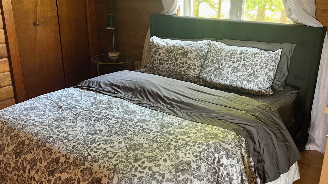 Photo of Bedroom in Bayview