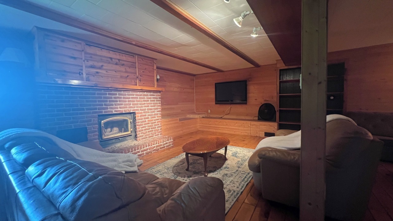 Photo of Livingroom in Bayview