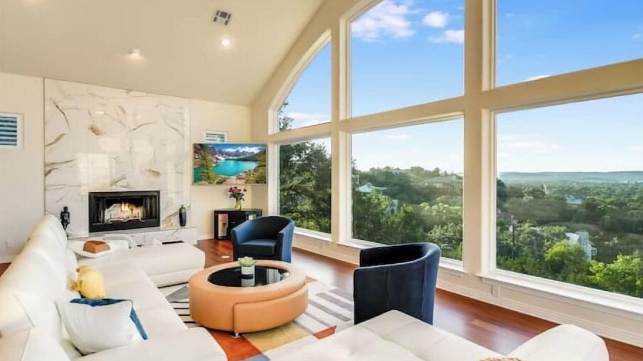Photo of Livingroom in Travis Landing