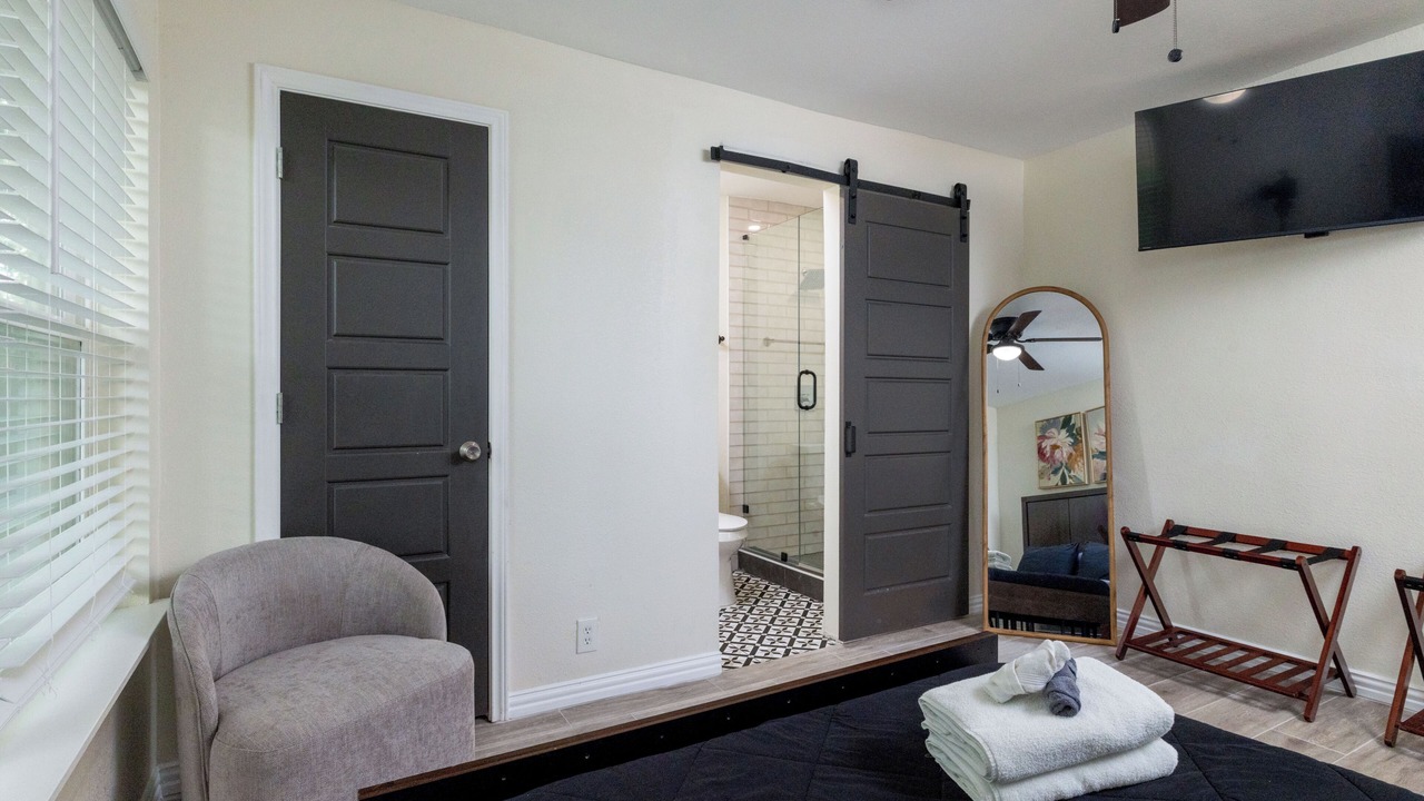Photo of Bedroom in Lake Worth