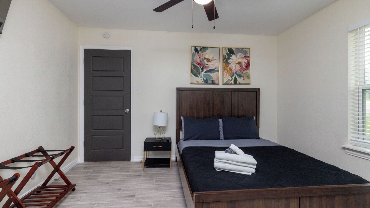 Photo of Bedroom in Lake Worth