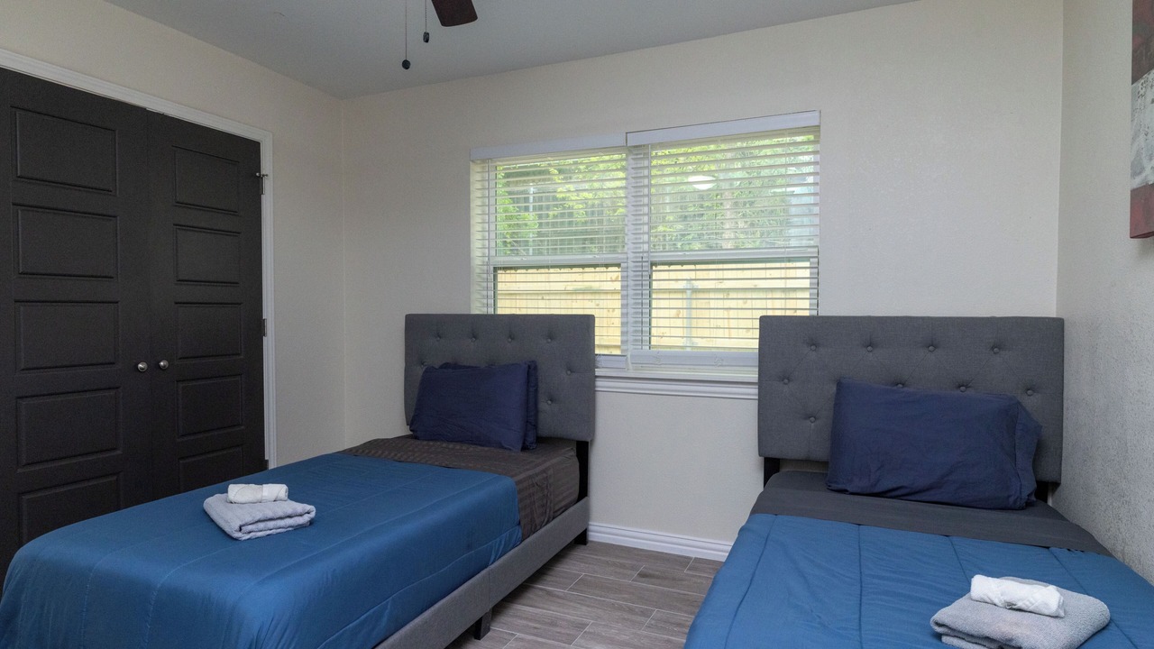 Photo of Bedroom in Lake Worth