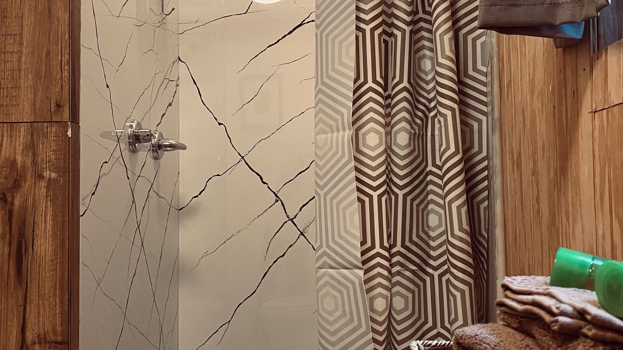 Photo of Bathroom in Willis