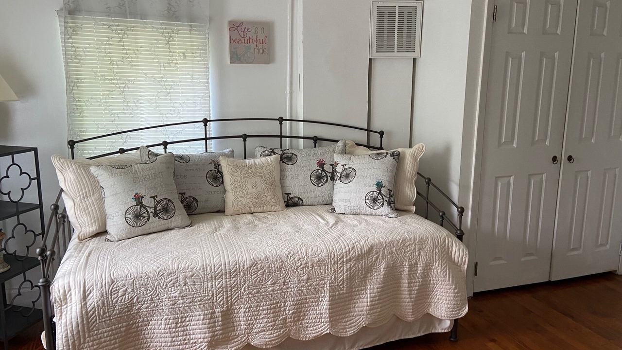 Photo of Bedroom in Shepherdstown