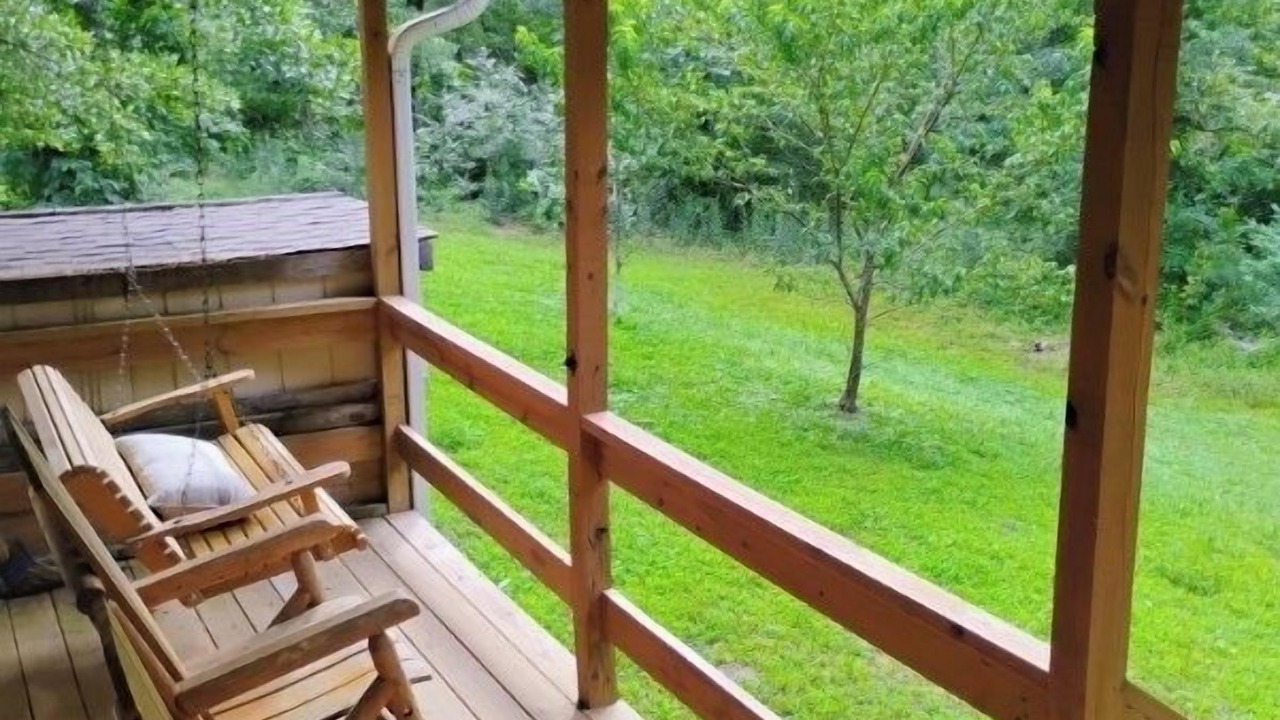 Photo of Patio Balcony in Pisgah