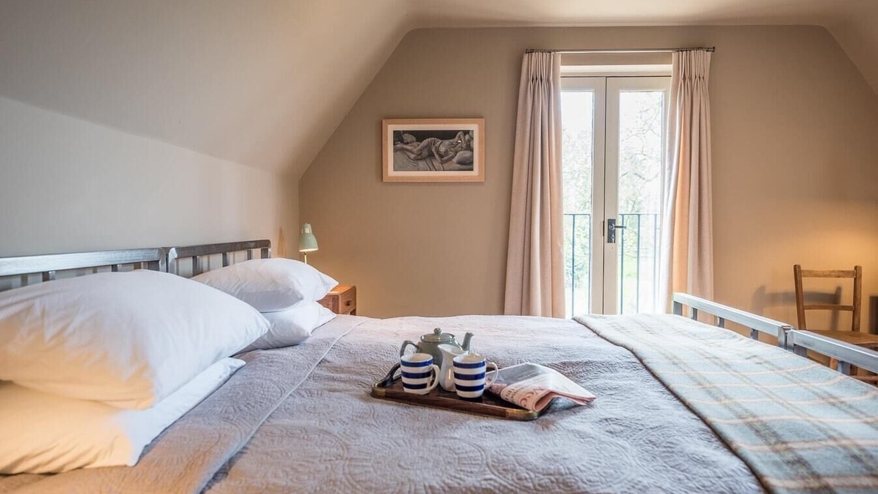 Photo of Bedroom in Eye