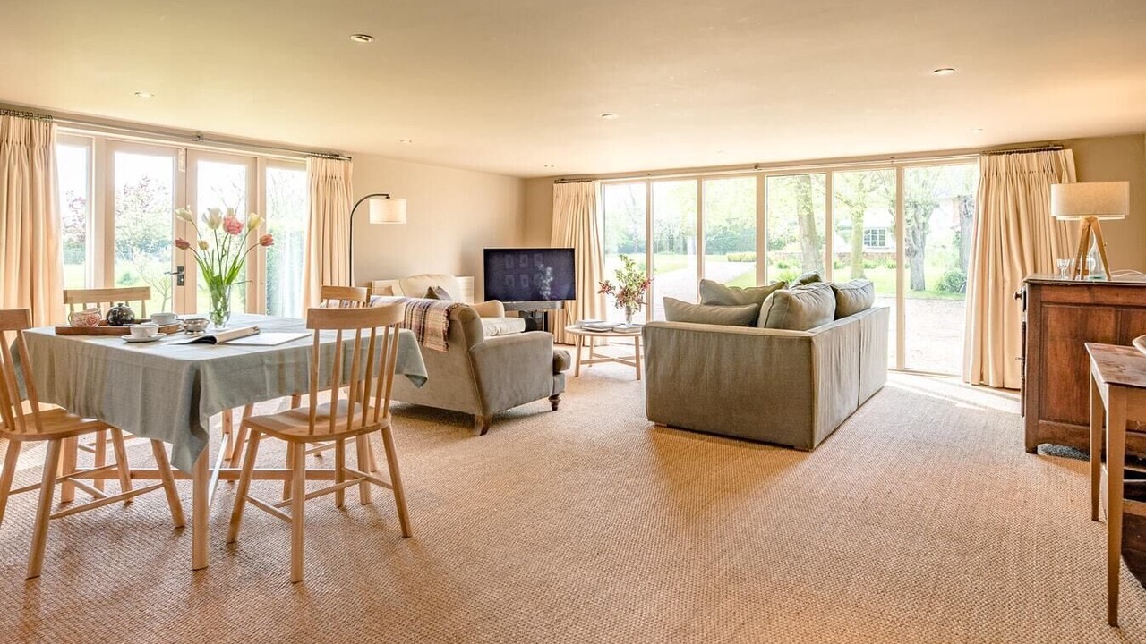 Photo of Livingroom in Eye