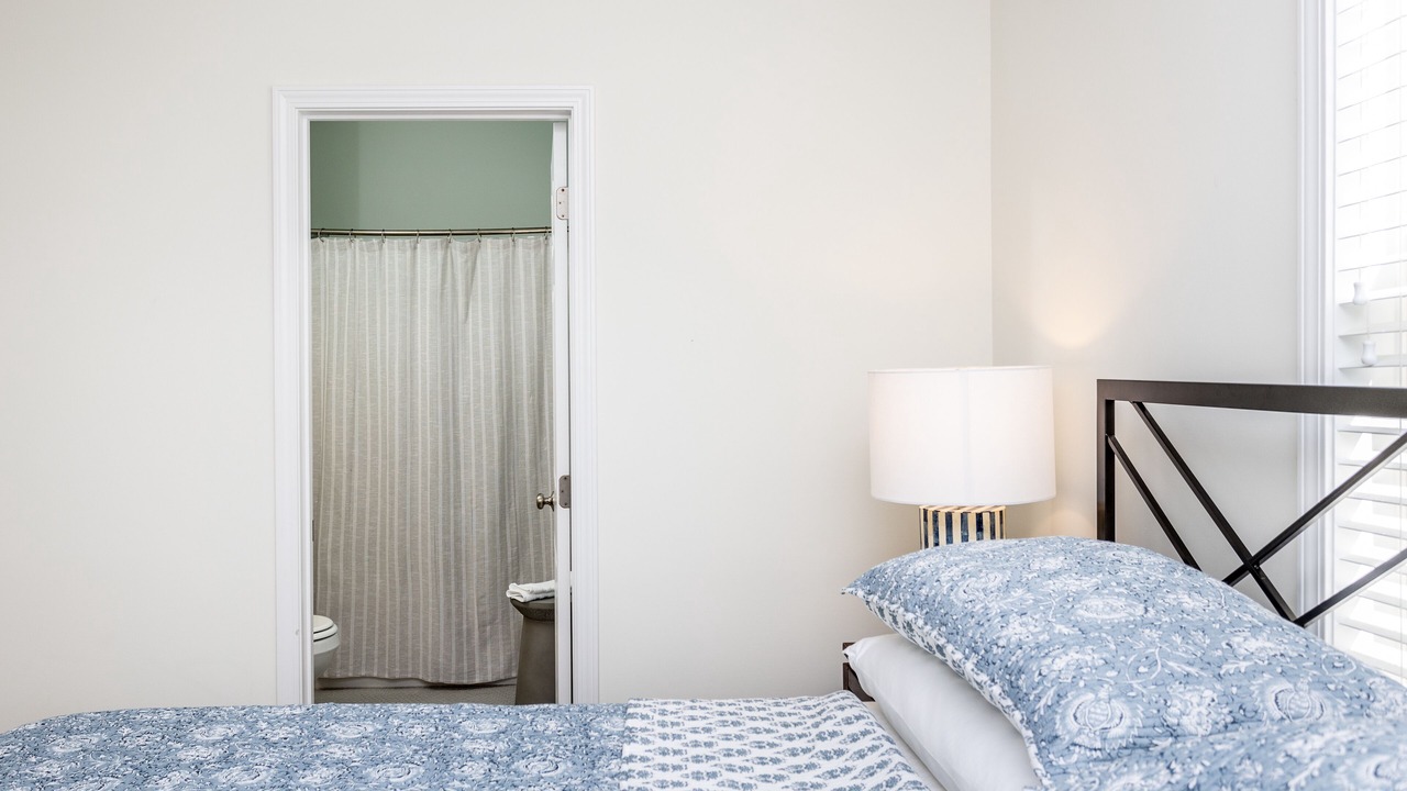 Photo of Bedroom in Downtown