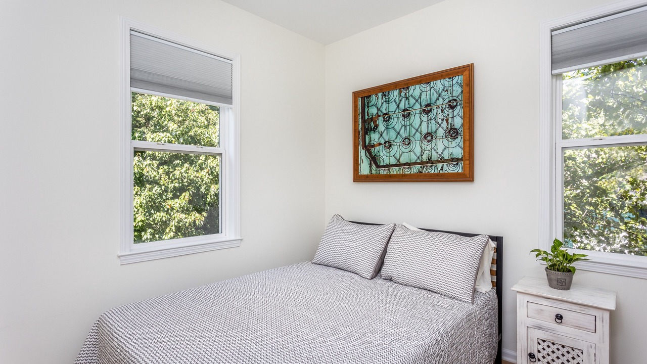 Photo of Bedroom in Downtown