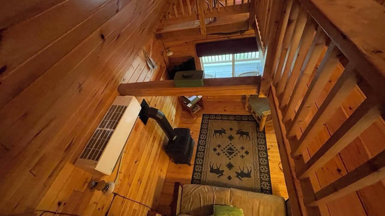 Photo of Livingroom in Whitney