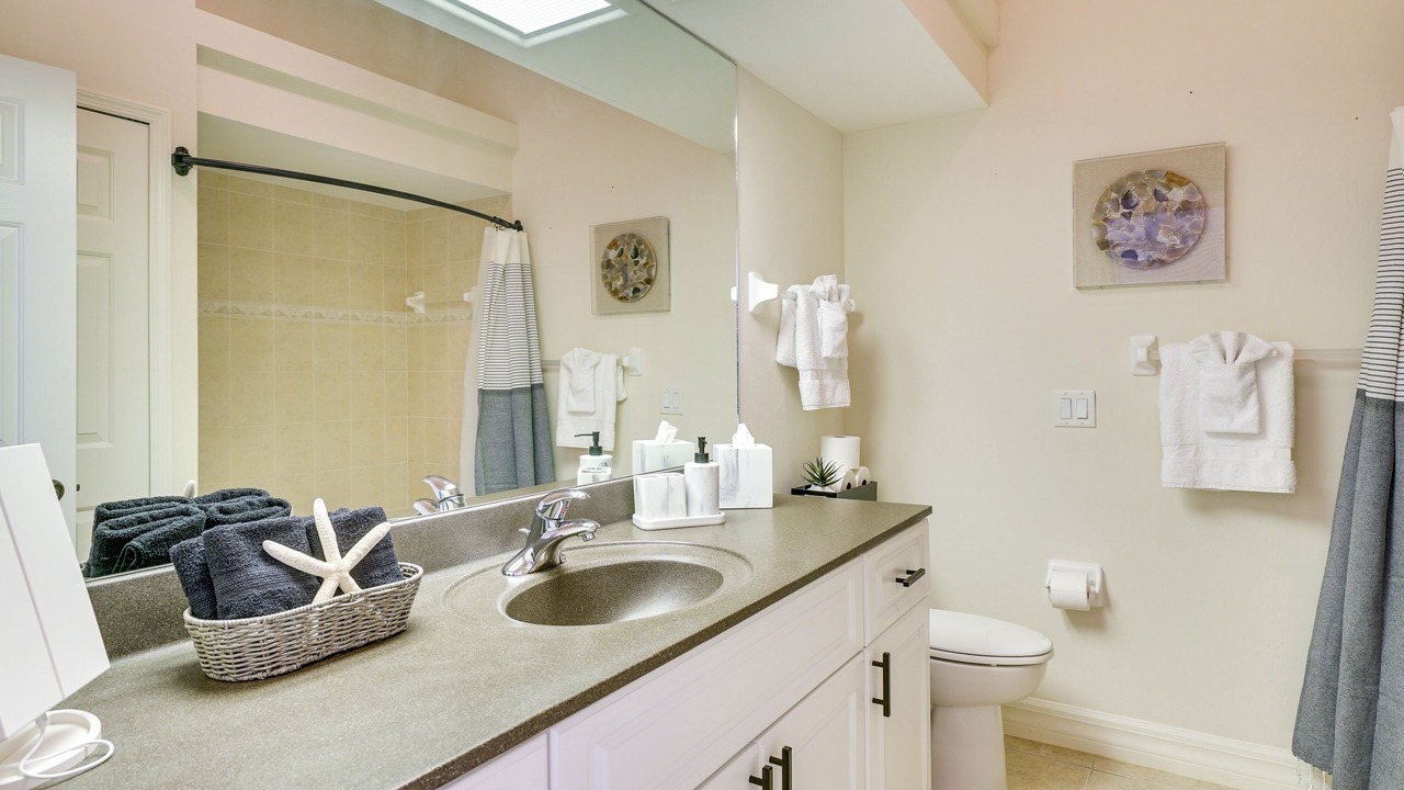 Photo of Bathroom in Cape Coral