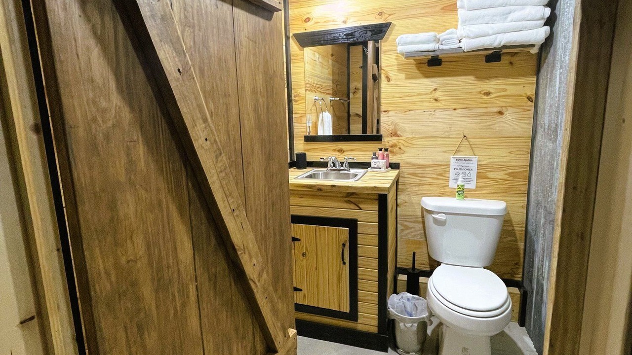 Photo of Bathroom in Powell