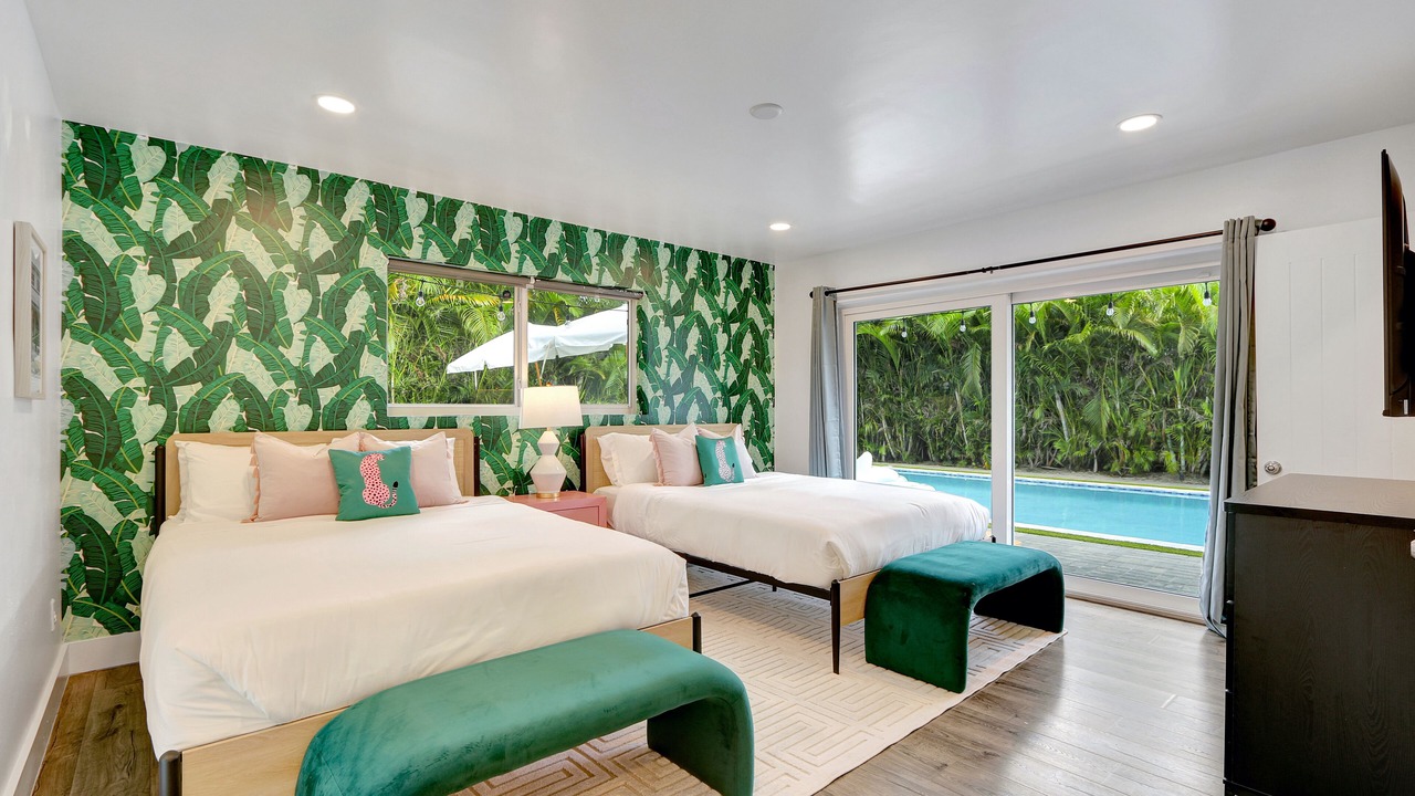 Photo of Bedroom in Golden Glades