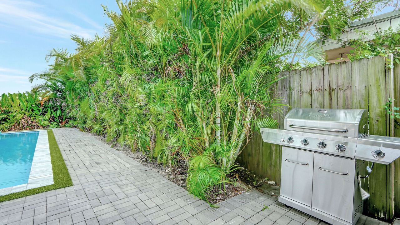 Photo of Outdoor in Golden Glades
