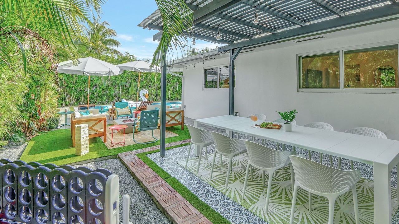 Photo of Outdoor in Golden Glades