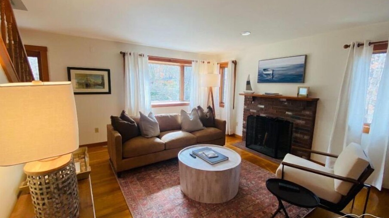 Photo of Bedroom in Lagoon Heights