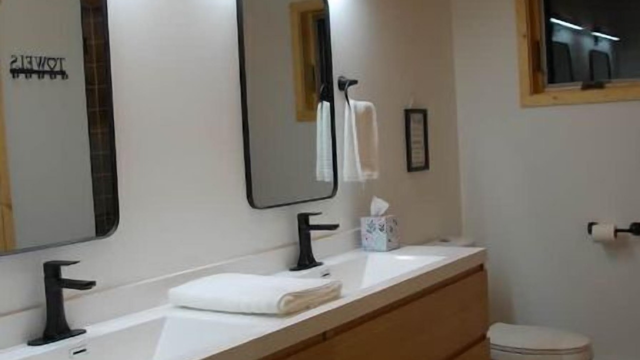 Photo of Bathroom in Bristol Hills