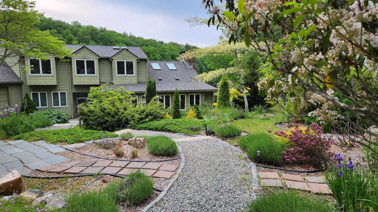 Photo of Others in Hope Valley