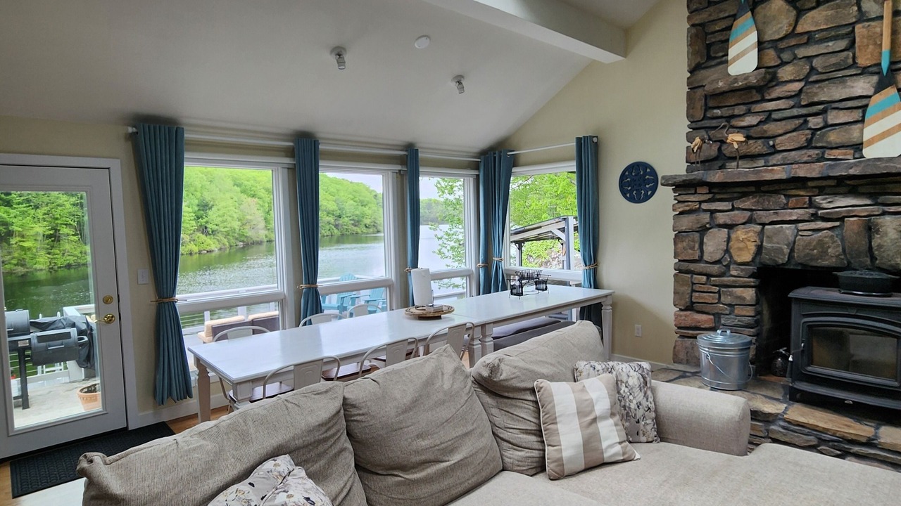 Photo of Livingroom in Hope Valley