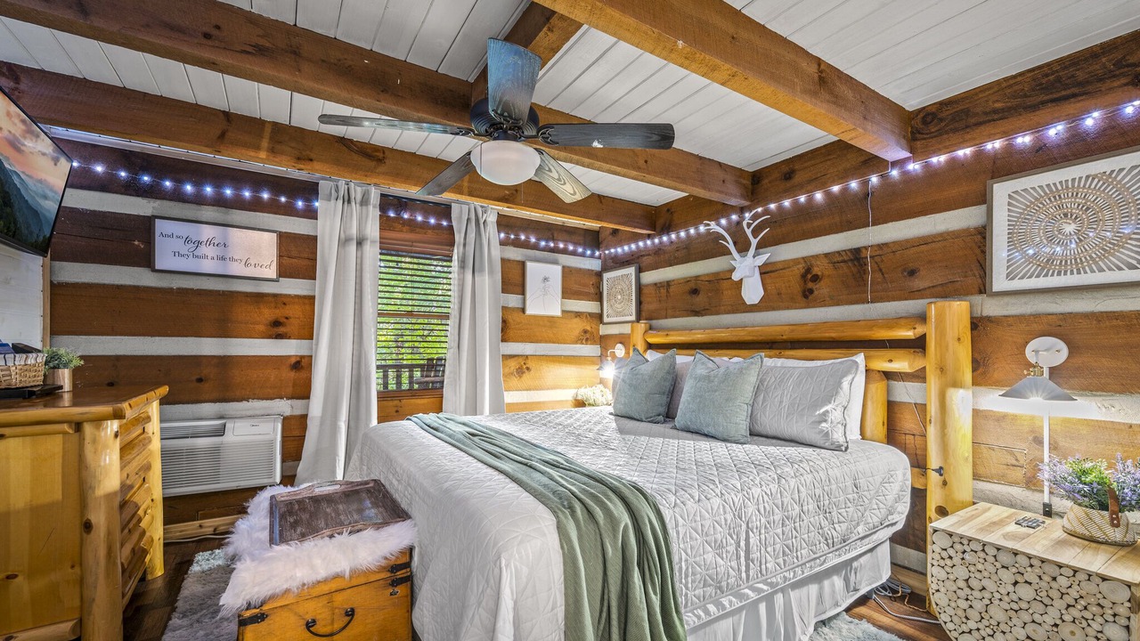 Photo of Bedroom in Townsend