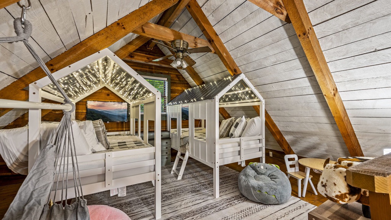 Photo of Bedroom in Townsend