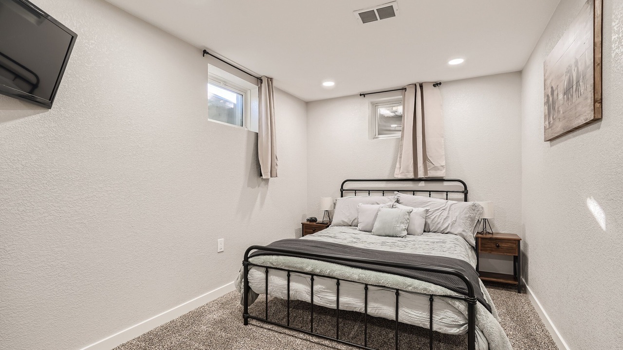 Photo of Bedroom in Northglenn