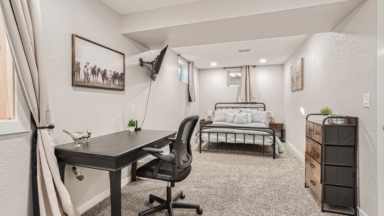 Photo of Bedroom in Northglenn