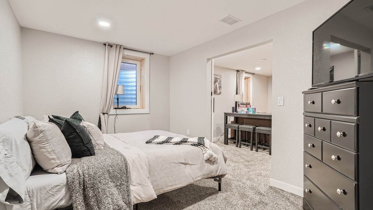 Photo of Bedroom in Northglenn