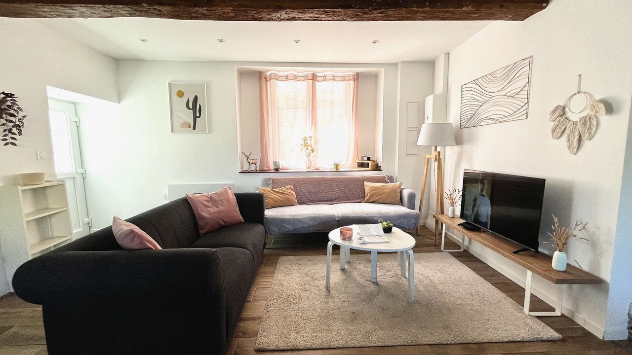 Photo of Livingroom in Pierrefonds
