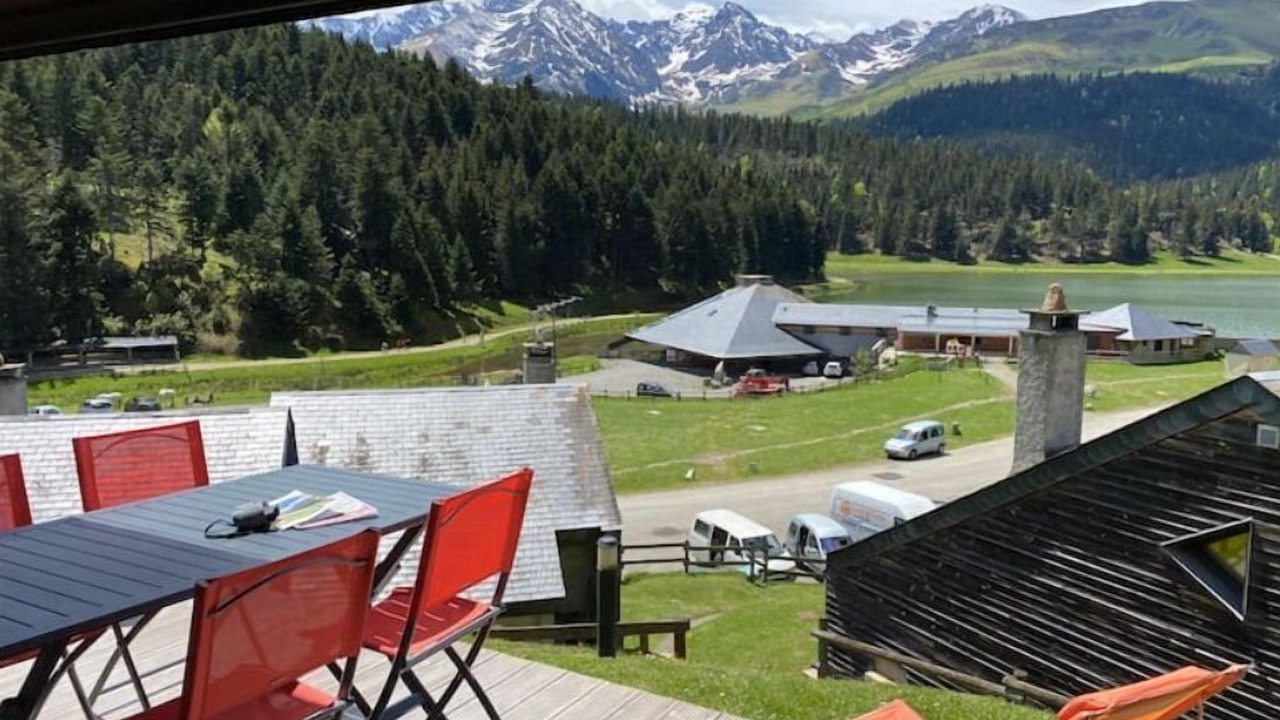 Photo of Outdoor in Campan