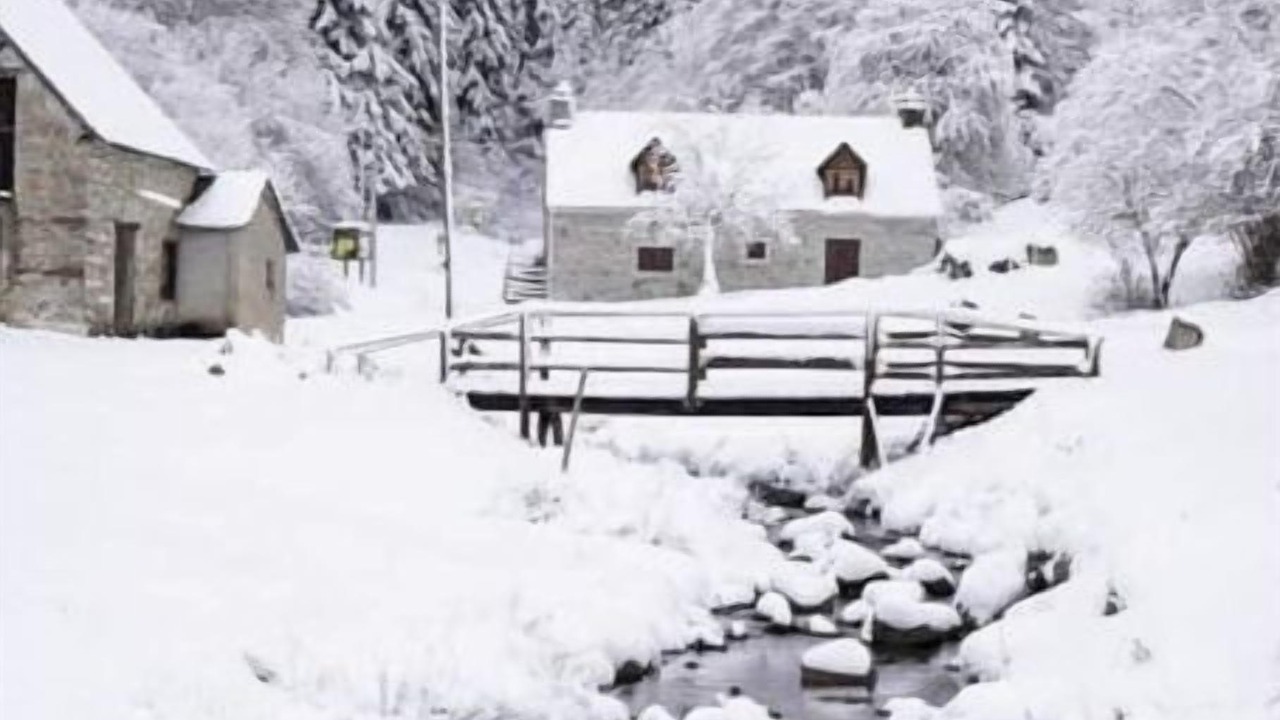 Photo of Outdoor in Campan