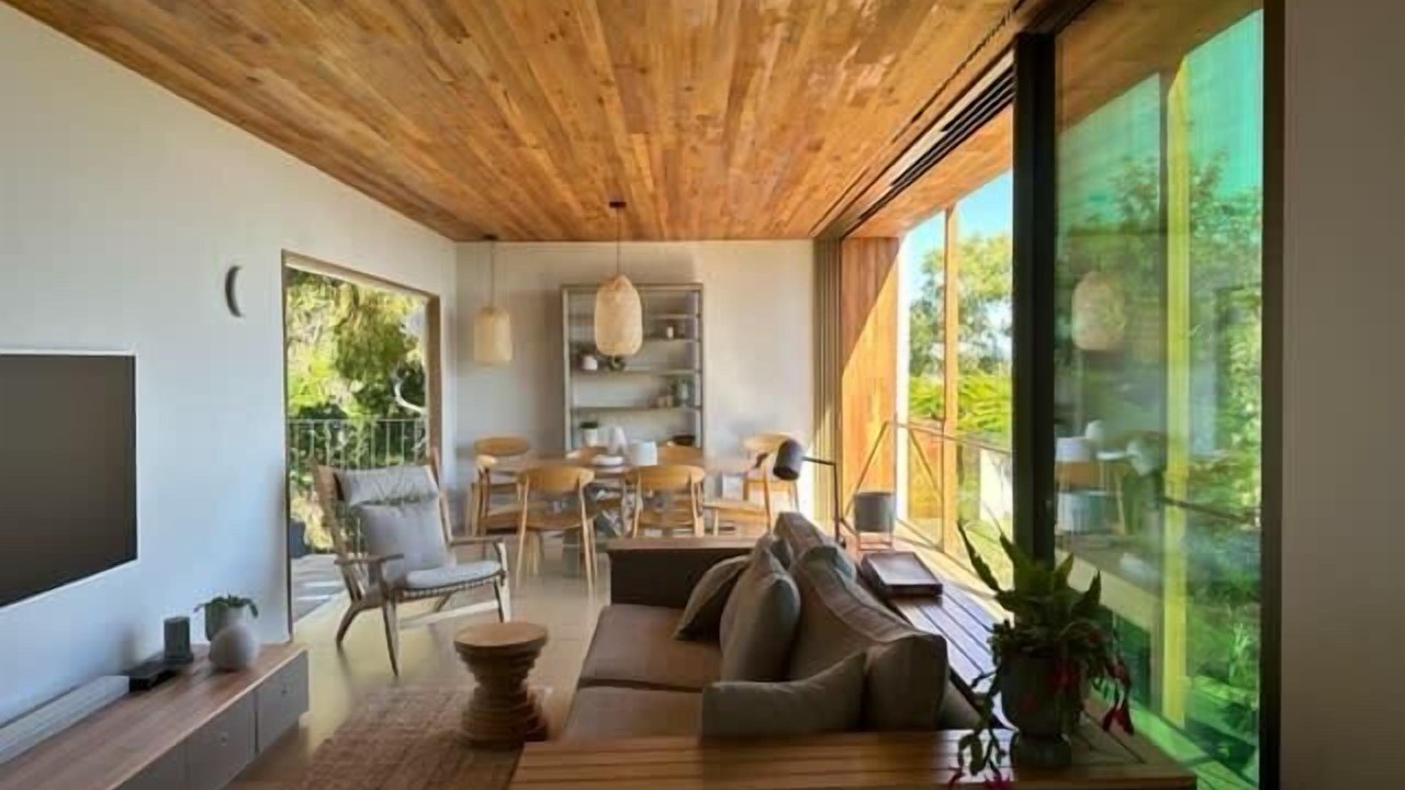 Photo of Livingroom in Seventeen Seventy