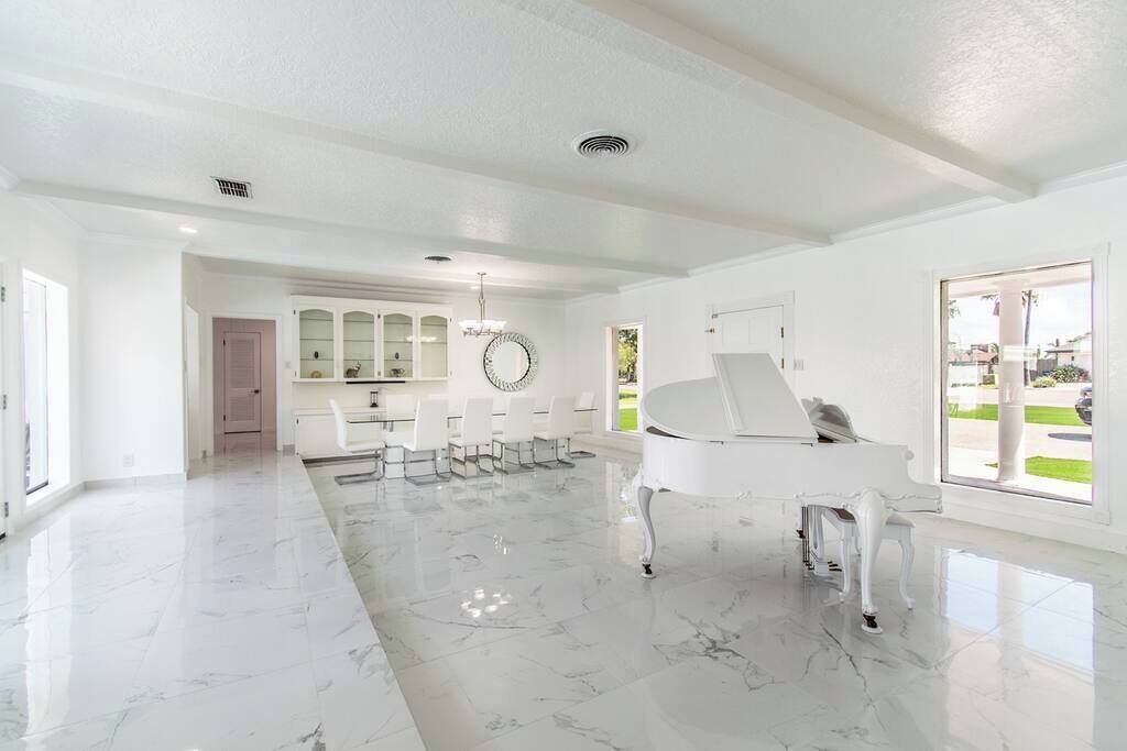 Photo of Bedroom in Bay Area