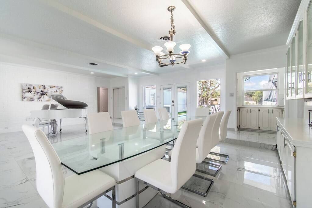 Photo of Bedroom in Bay Area