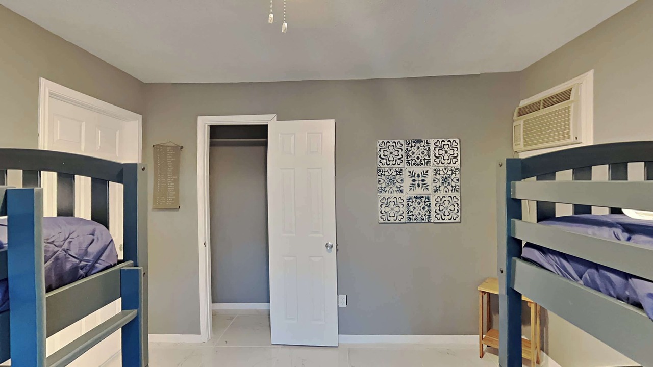 Photo of Bedroom in Bay Area