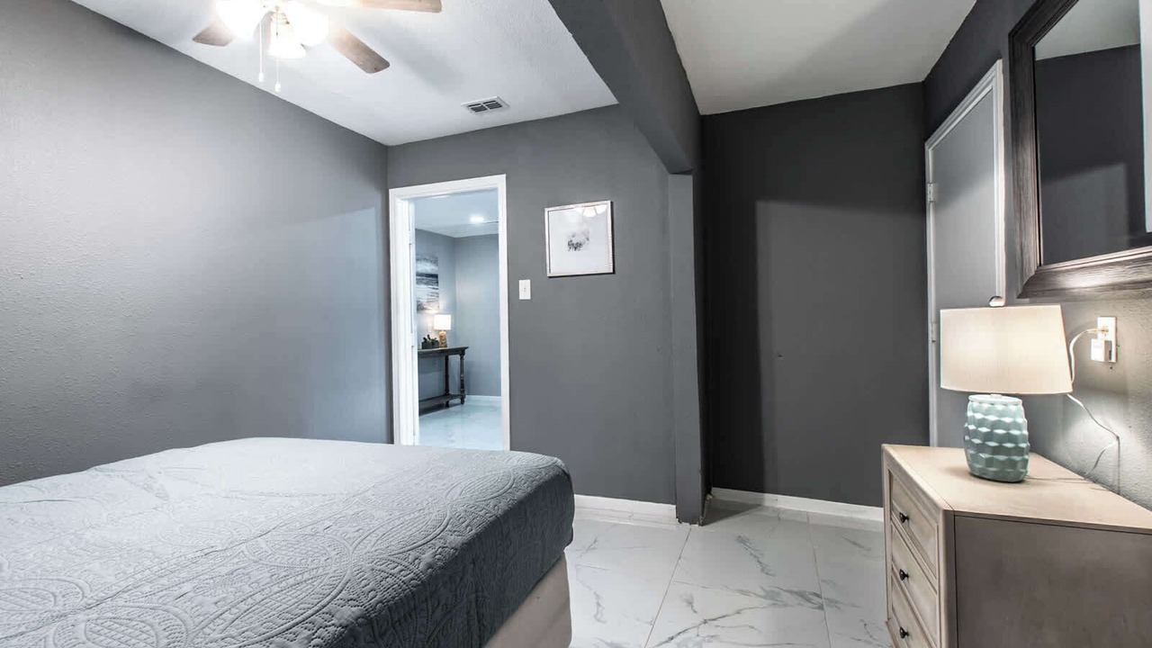 Photo of Bedroom in Bay Area
