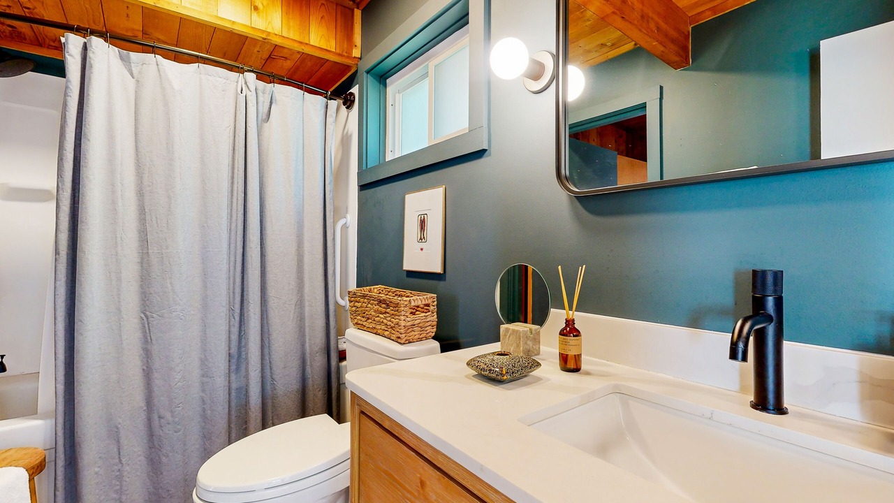 Photo of Bathroom in Georgetown