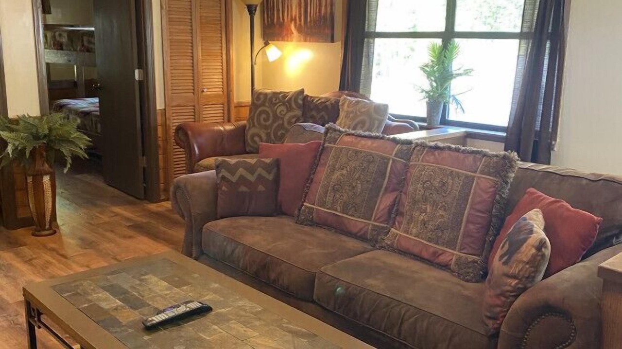Photo of Bedroom in Benton