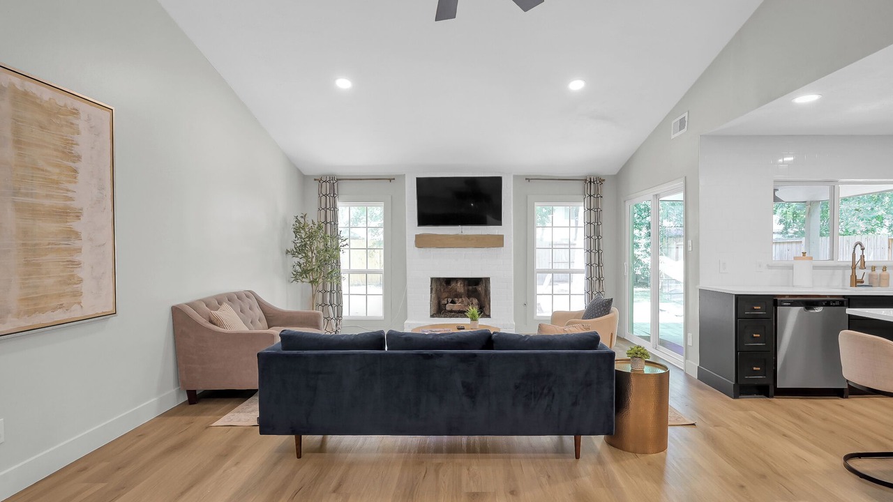 Photo of Livingroom in Grogan's Mill