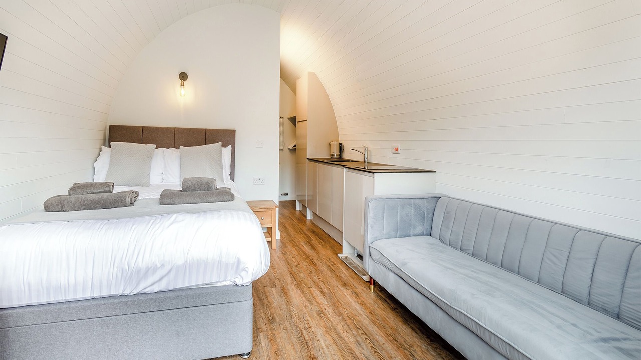 Photo of Others in Cayton