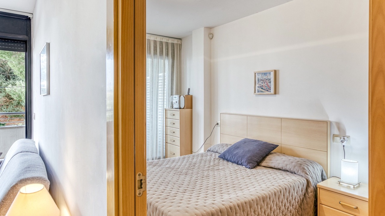 Photo of Bedroom in Llanca