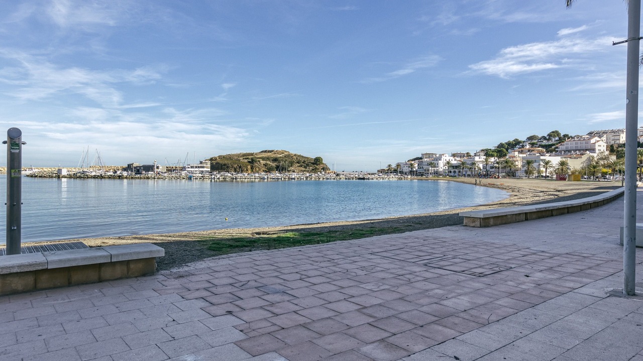 Photo of Others in Llanca