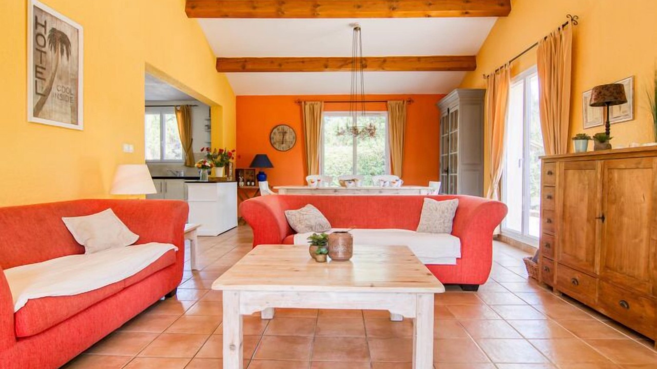 Photo of Livingroom in Nans-les-Pins